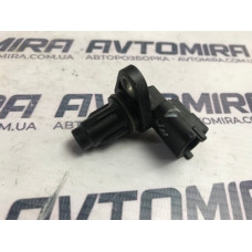 Датчик положения распредвала Hyundai Santa FE II 2.2 CRDI 2009-2012 393002F000